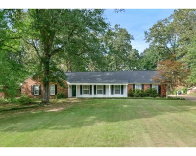 4 Bedroom 4BA Residential For Sale in Holly Springs, MS