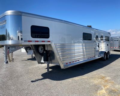 2025 Cimarron Trailers 2+2 Deluxe,