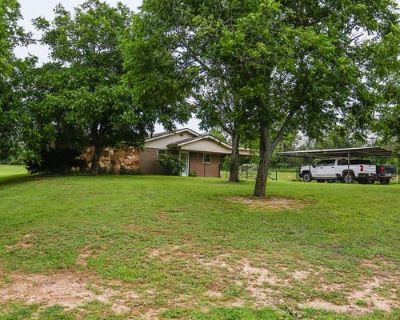 4 Bedroom 2BA 1646 ft Single Family Home For Sale in GOLDTHWAITE, TX