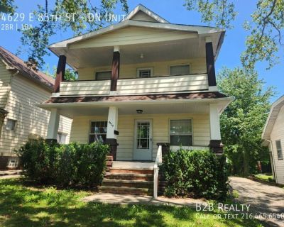 2 Bedroom 1BA 926 ft Apartment For Rent in Garfield Heights, OH