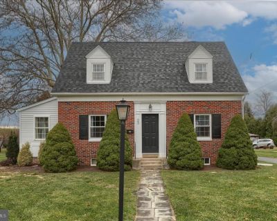 3 Bedroom 2BA 1488 ft Single Family House For Sale in Womelsdorf, PA