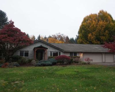 3 Bedroom 2.5BA 2657 ft Pet-Friendly Apartment For Rent in Cherry Grove, WA