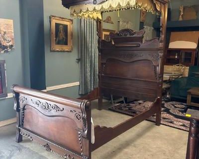 A Vintage Dreams Auction!