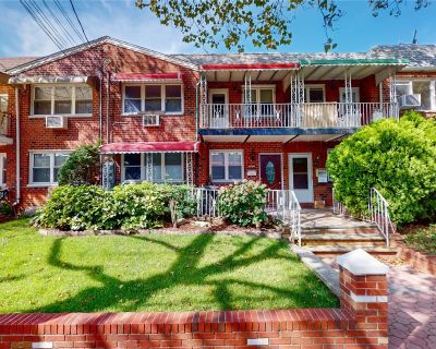 6 Bedroom 3BA 2478 ft Multi-Family For Sale in Brooklyn, NY