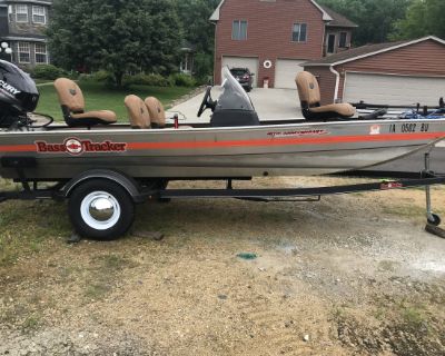 Fishing Boats For Sale, Le Claire, IA