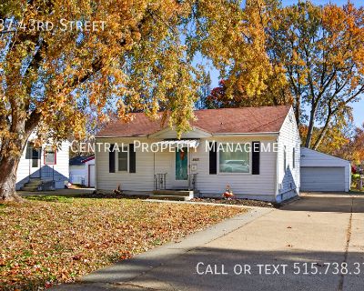 2 Bedroom 1BA 768 ft Single-family home For Rent in Des Moines, IA