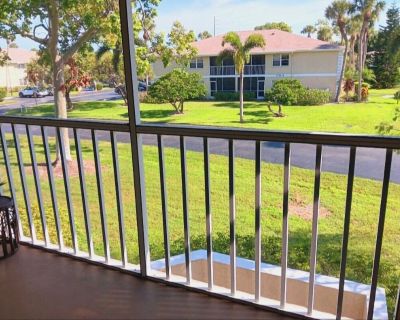 2 Bedroom 2BA 886 ft Pet-Friendly Condo For Sale in Port St Lucie, FL