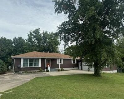 3 Bedroom 2BA 2016 ft Single Family House For Sale in Findlay, IL