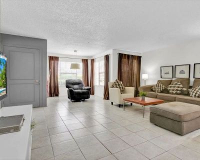 Lease term: Month to Month. $1550/month 1/2 Month Security Deposit. Furnished Rental. FULLY FURNISHED NO RENTAL RESTRICTIONS. Can be rent through sublet. Gated Community. Ceramic tile throughout this beautifully furnished condo with carpet in master bedroom and walk in closet, dishwasher and microwave, blinds, and a complete AC system. You will find 2 flat screen TVs.. Parking High Speed intern...