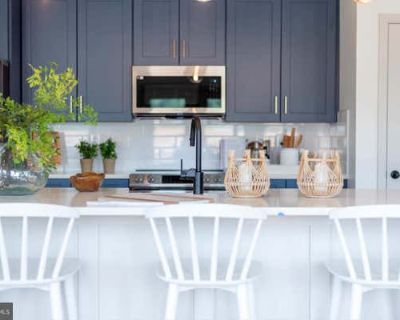 3 Bedroom 3BA 1774 ft Condominium For Sale in FREDERICK, MD