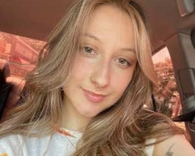 Non-smoker. Budget: $1,500 per month. Ready to move: now. Looking for myself. Easygoing, clean, and respectful. I work full-time and like to keep my space peaceful and positive. Into yoga, healthy living, and vegan cooking. I m looking for a chill, reliable roommate who values good energy and communication.