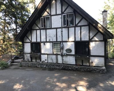 3 Bedroom Waterfront House Maple Bay (near Duncan)