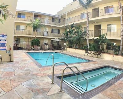 For Sale: 11044 Acama St 107 in Studio City for $550,000