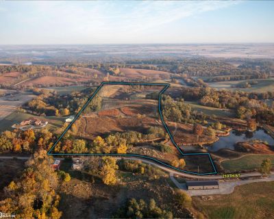 1 Bedroom Studio For Sale in Solon, IA