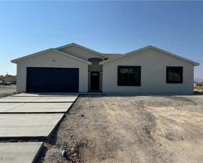 4 Bedroom 2BA 1669 ft Single Family Home For Sale in PAHRUMP, NV