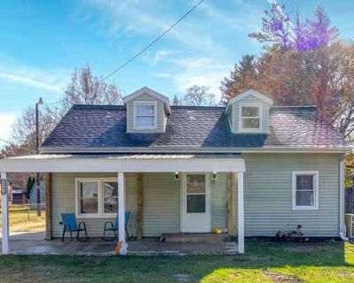 3 Bedroom 1BA 1234 ft Single Family Home For Sale in ELKHART, IN