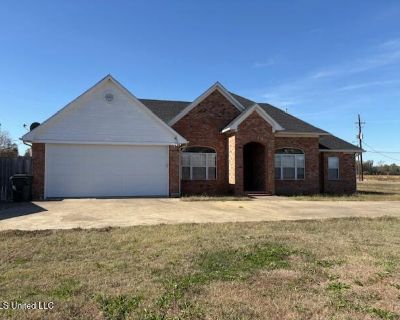 5 Bedroom 3BA 2753 ft Single Family House For Sale in Greenwood, MS