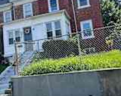 3 Bedroom 1BA 1124 ft² House For Rent in Bridgeport, CT 302 Dover St