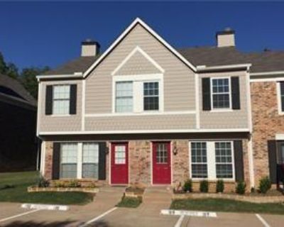 2 Bedroom 1BA 1200 ft Single Family House For Rent in Euless, TX