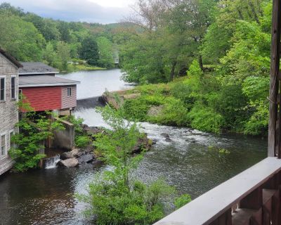 1 Bedroom 1BA 575 ft Apartment For Rent in Ashland, NH