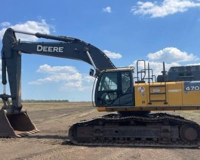 2017 Deere 470G LC