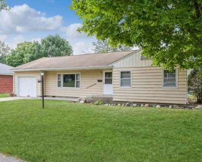 3 Bedroom 1BA 1431 ft Single Family Home For Sale in WASHINGTON, IA