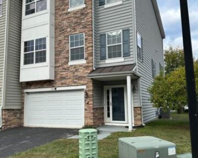 S Twin Lakes Blvd, Newark, Home For Rent