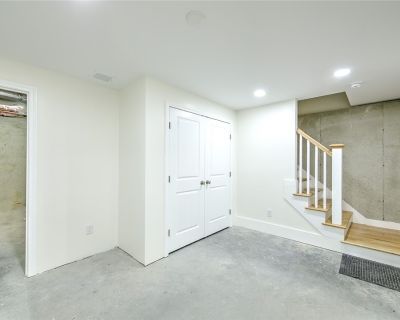 3 Bedroom 2BA 2316 ft Single Family House For Sale in North Smithfield, RI
