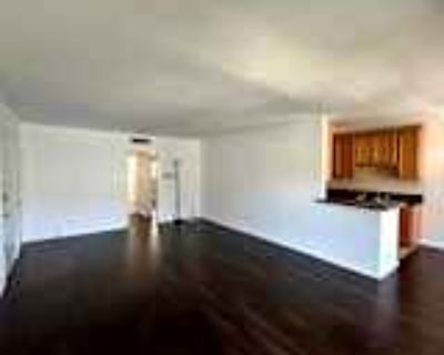 1 Bedroom 1BA 833 ft² Pet-Friendly Apartment For Rent in Los Angeles, CA 5328 Newcastle Ave unit # 60