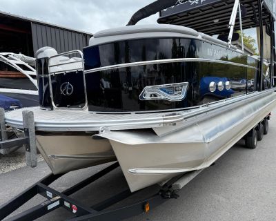 2015 Avalon Paradise Funship - 27.
