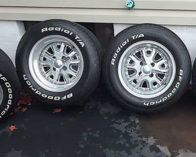 4 - 15" ,4 lug compmotive roadster wheels