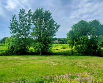Lots and Land For Sale in Elgin, IL
