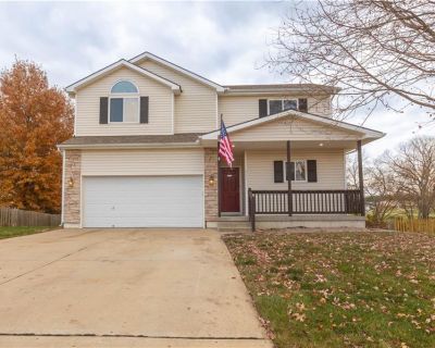 3 Bedroom 3BA 2900 ft Single Family House For Sale in Kearney, MO