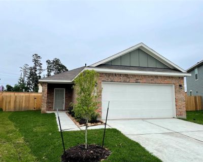 3 Bedroom 2BA 1373 ft Single Family Detached House For Rent in Porter, TX