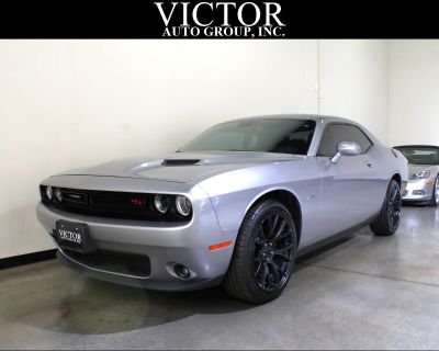 2016 Dodge Challenger R/T Plus