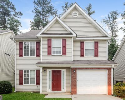 4 Bedroom 2BA 1816 ft Apartment For Rent in Union City, GA