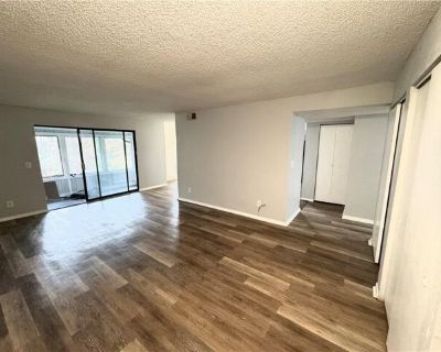 Seasons Pkwy, Norcross, Condo For Sale