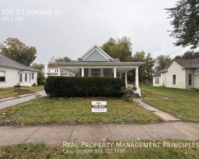 309 S Leonard St. Welcome to the recently renovated 3-bedroom, 1.5-bathroom home in the historic Downtown Liberty, MO. The home boasts a large fenced backyard with a fire pit and an oversized deck, perfect for outdoor gatherings. Inside, you'll find a blend of luxury plank and hardwood flooring, giving the home a modern yet cozy feel. The kitchen is equipped with stainless steel appliances, amp...