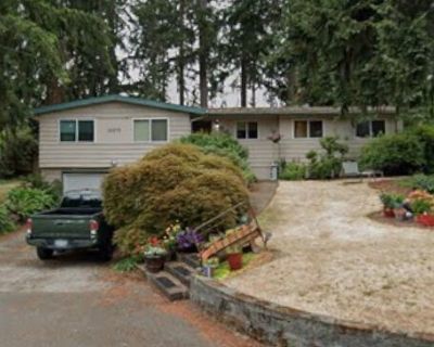 3 Bedroom 1BA 1940 ft Single Family House For Sale in Bellevue, WA