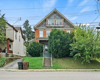 1 Bedroom 2783 ft Studio For Sale in Norwood, OH