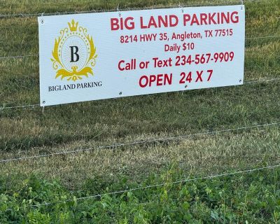 1 Bedroom 1BA Home For Rent in Angleton, TX