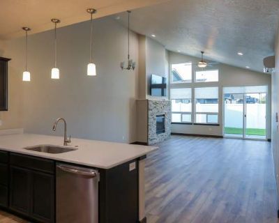 2 Bedroom 2BA 1262 ft Pet-Friendly Apartment For Rent in Kootenai County, ID