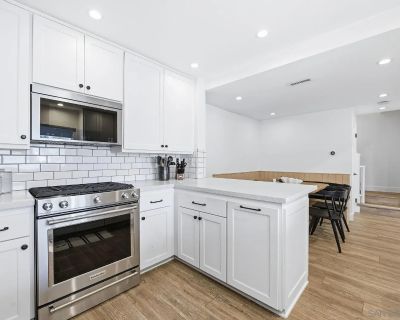 3 Bedroom 2BA 1258 ft Townhouse For Sale in Cardiff, CA