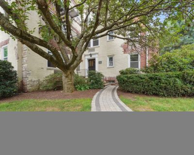 1 Bedroom 1BA 720 ft Condo For Sale in Stamford, CT