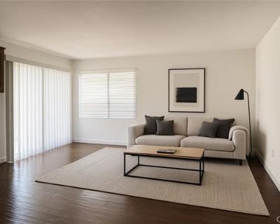 1 Bedroom 1BA 735 ft Furnished Pet-Friendly Condominium For Sale in CORONA, CA