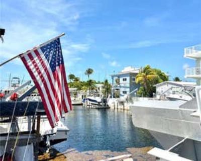 3 Bedroom 2BA 1472 ft Mobile Home For Sale in TAVERNIER, FL