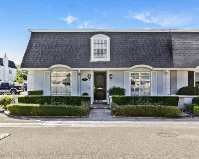 2 Bedroom 2BA 1560 ft Duplex For Sale in ORLANDO, FL