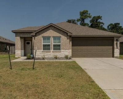 6725 Riplee Dr. Beautiful 4 bedroom 3 full bath newly built home available for lease. The home has modern open floor plan design. The family room overlooks the covered patio. The kitchen has a large island, pantry, and is open to the breakfast area.The bedroom suite has a large walk-in closet. It also has three more bedrooms, 3 full baths, study, utility room, and a two-car garage.Modern finish...