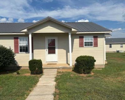 2 Bedroom 1BA 0 ft Apartment For Rent in Winchester, TN