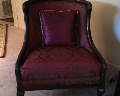 Accent chairs